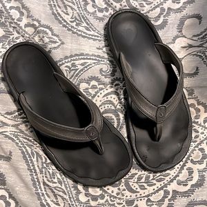 OluKai Sandals Flip Flops Women’s Size 8